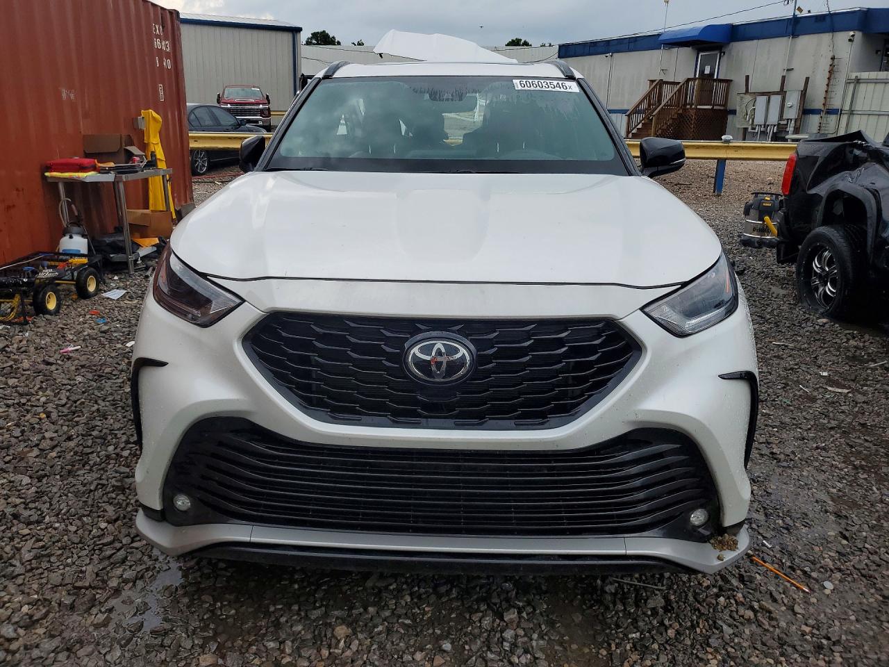 2024 TOYOTA HIGHL XSE — снимка 5