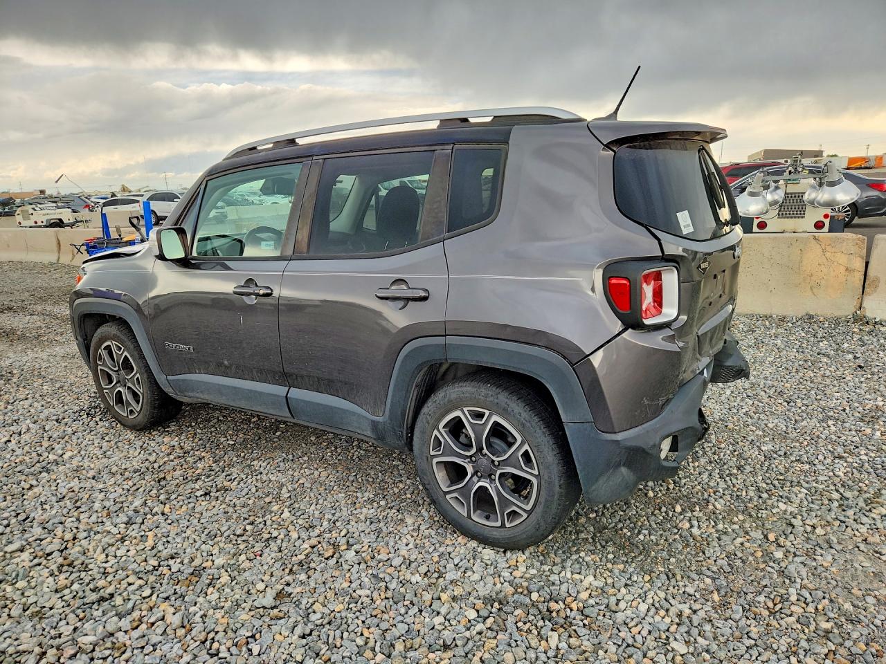 2016 JEEP RENEGADE LIMITED — снимка 2
