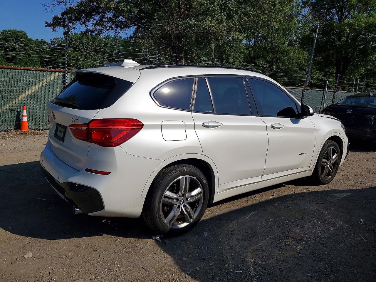 2018 BMW X1 XDRIVE28I — снимка 3