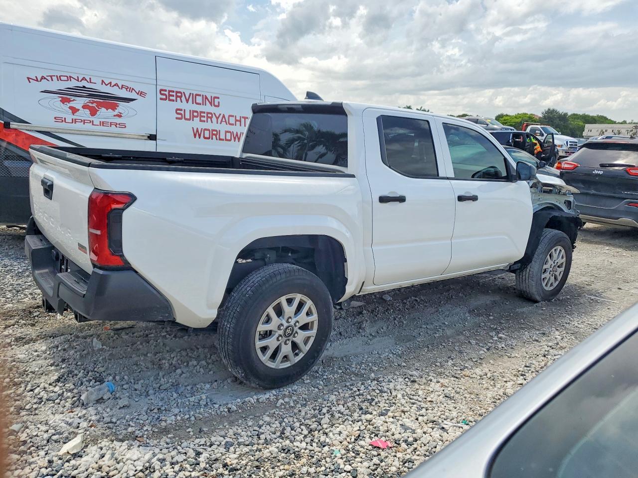 2024 TOYOTA TACOMA SR — снимка 3