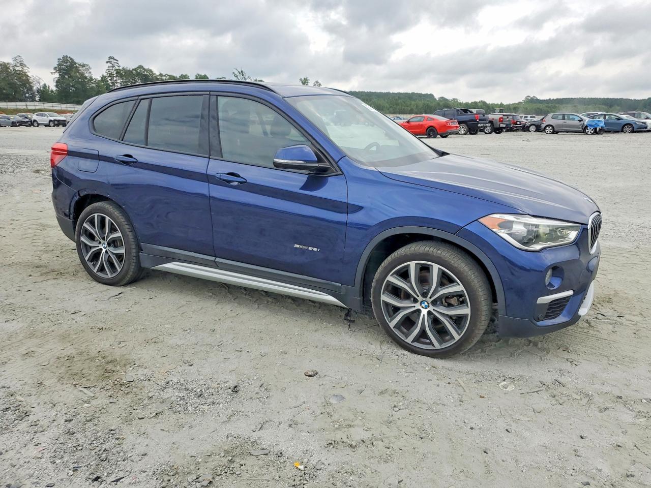 2017 BMW X1 SDRIVE28I — снимка 4