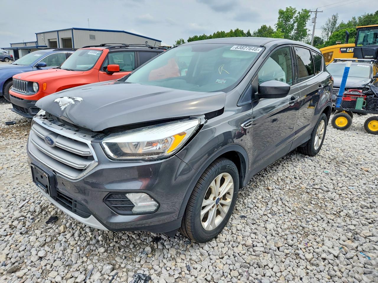 2017 FORD ESCAPE SE