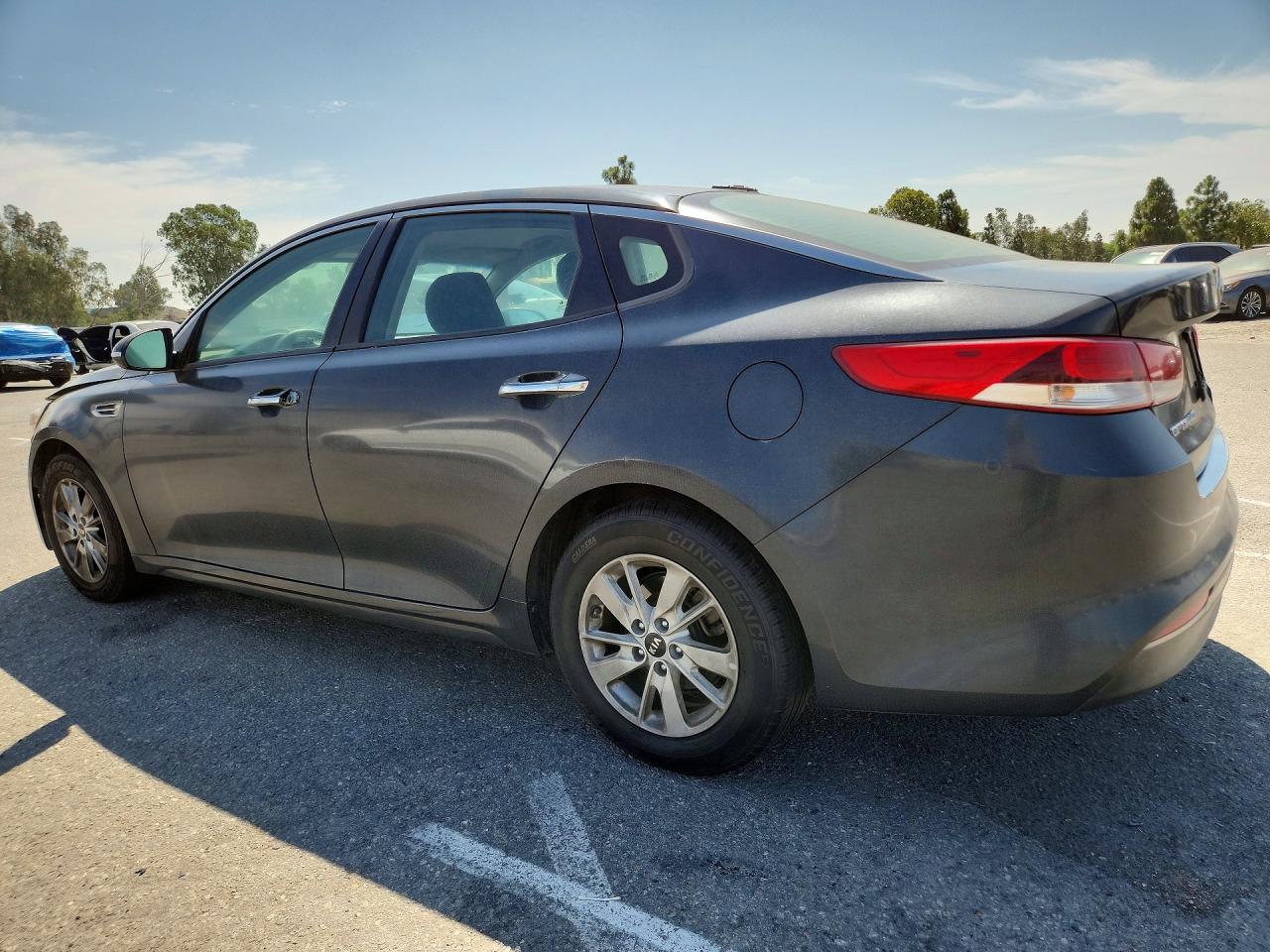 2016 KIA OPTIMA LX — снимка 2