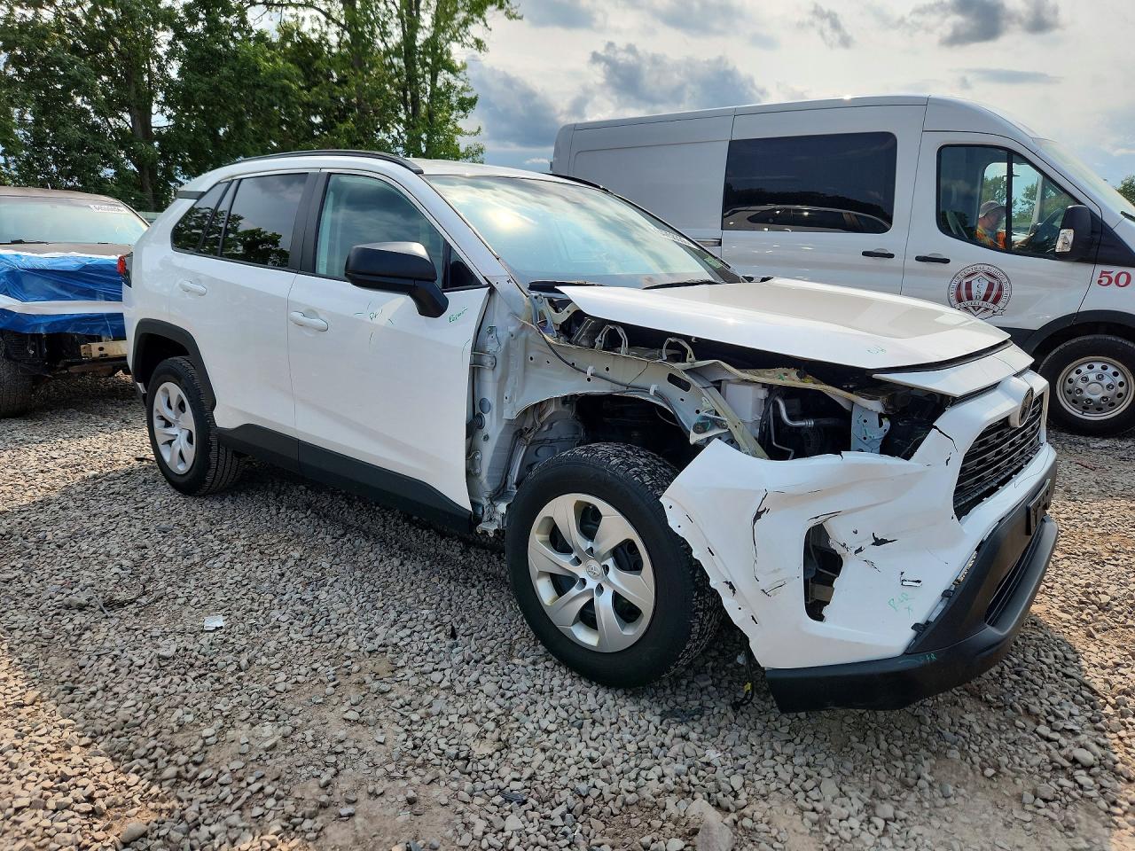2020 TOYOTA RAV4 LE — снимка 4