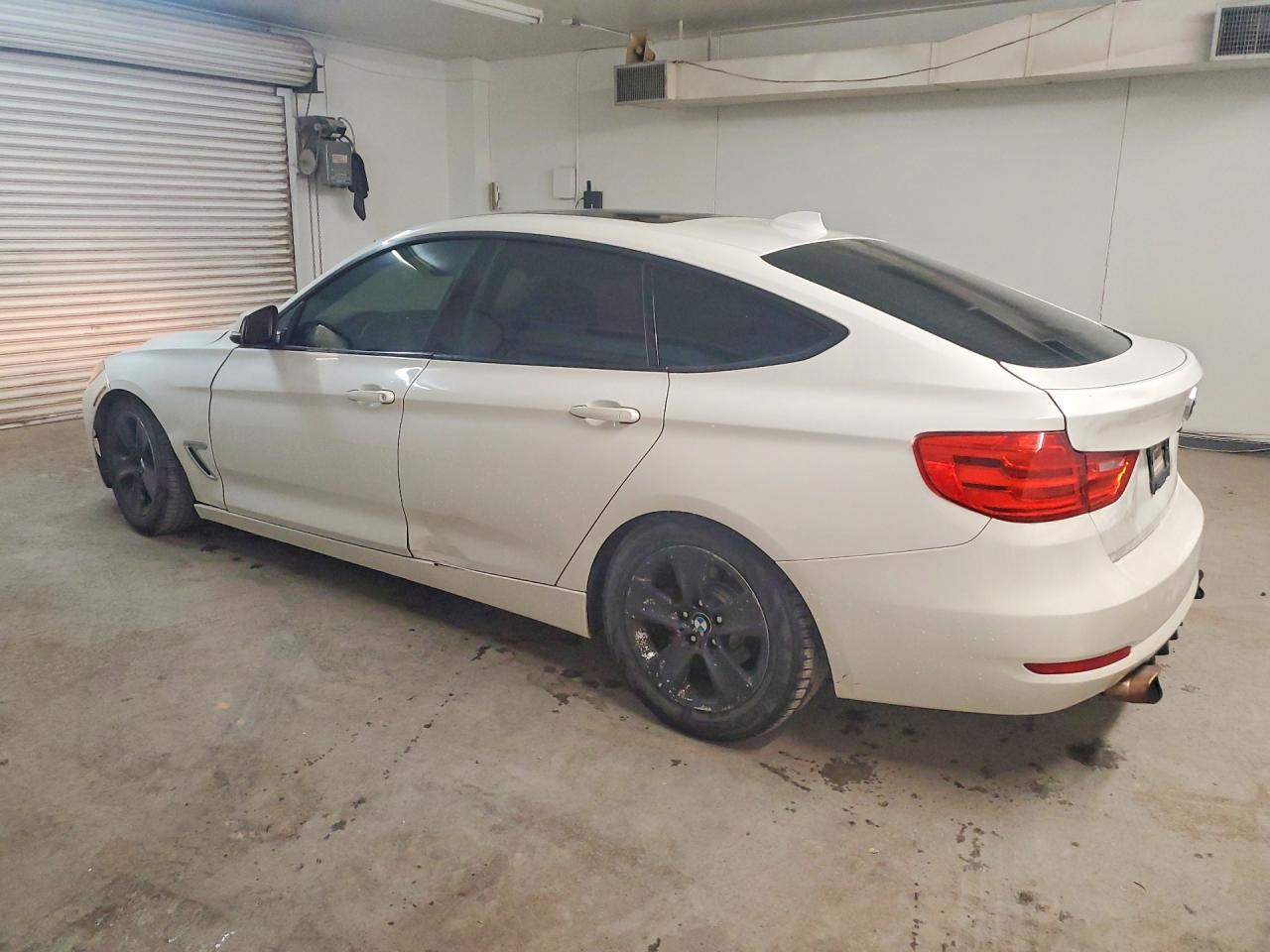 2014 BMW 328 XIGT — снимка 2