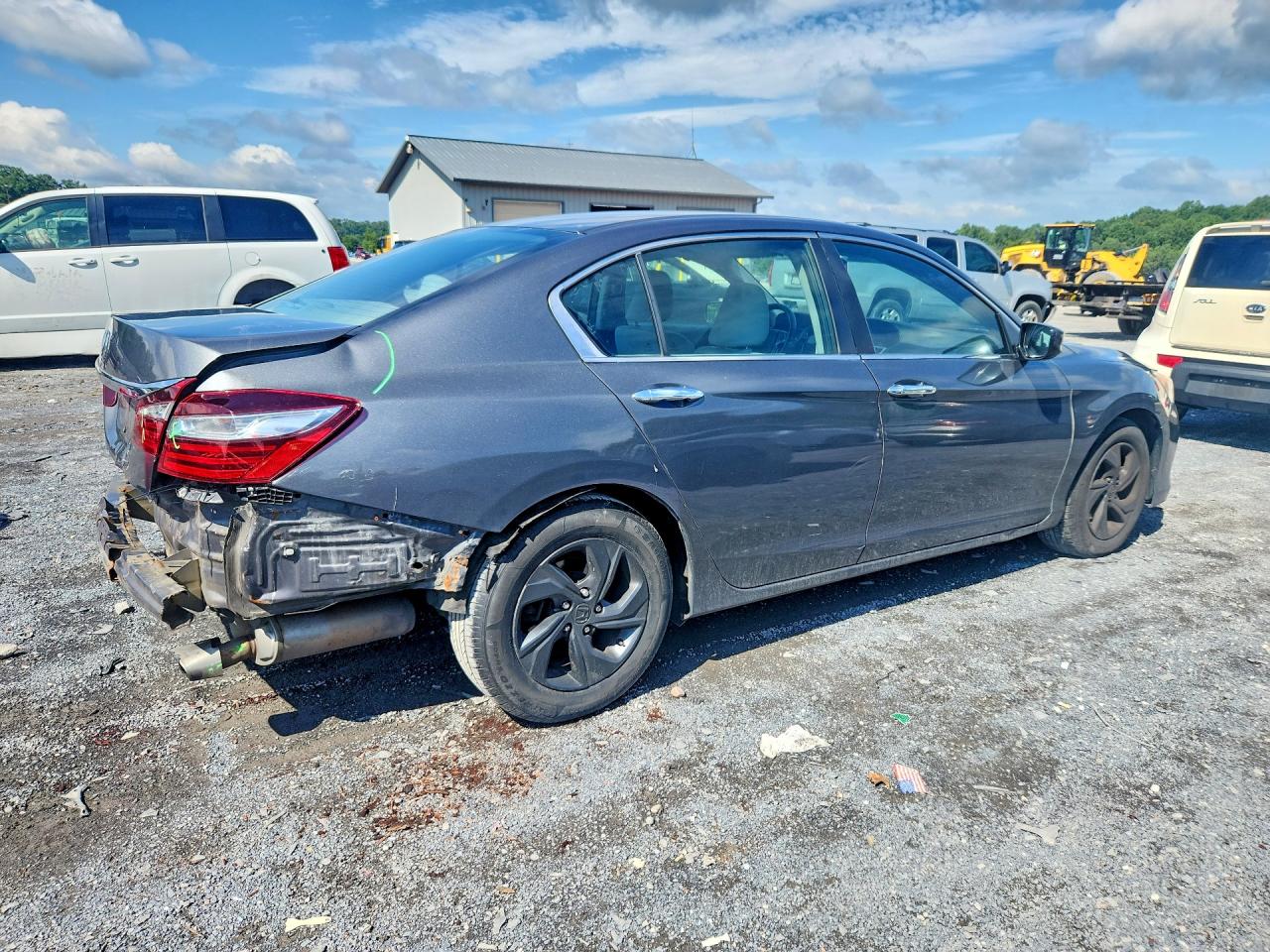 2017 HONDA ACCORD LX — снимка 3
