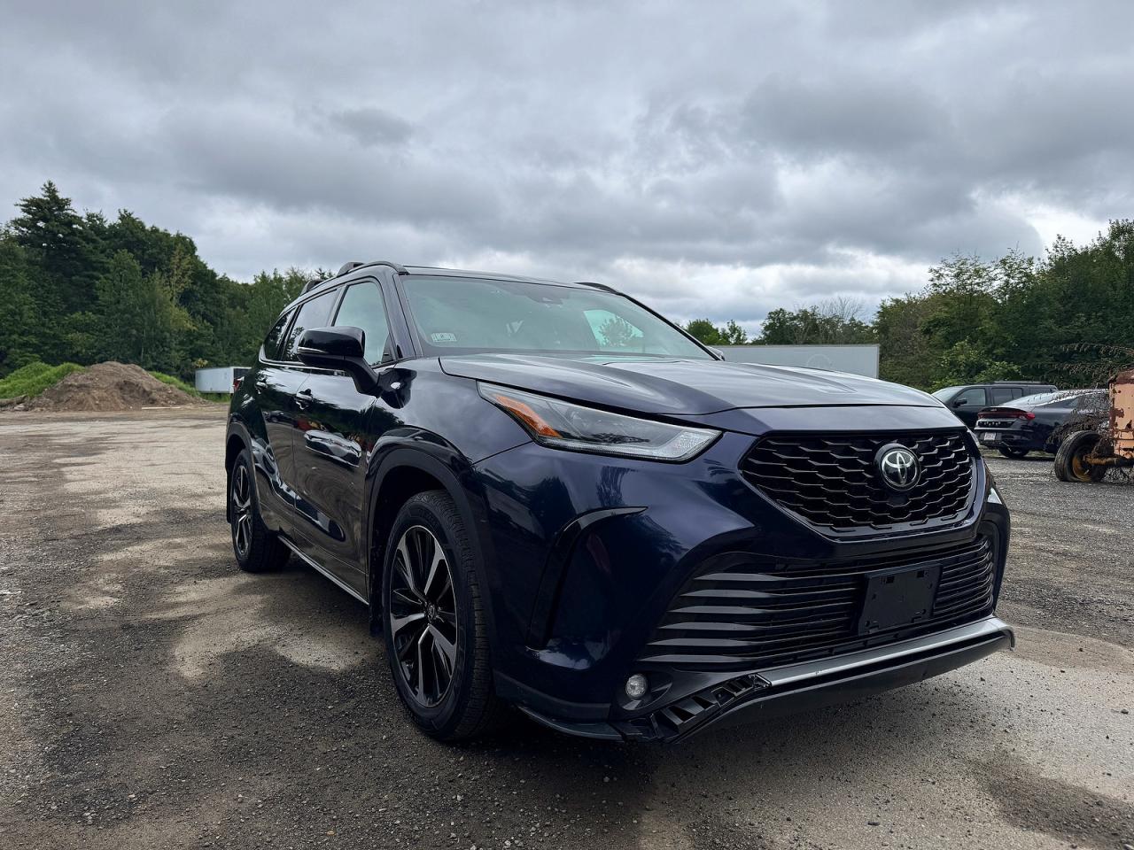 2021 TOYOTA HIGHLANDER XSE