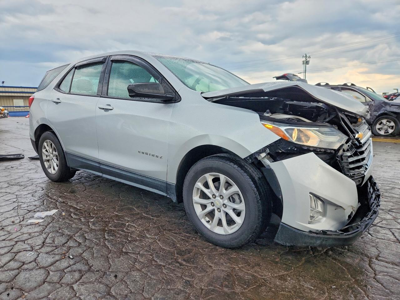 2019 CHEVROLET EQUINOX LS — снимка 4