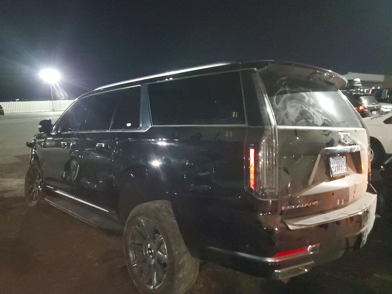 2026 CADILLAC ESCALADE ESV — снимка 2