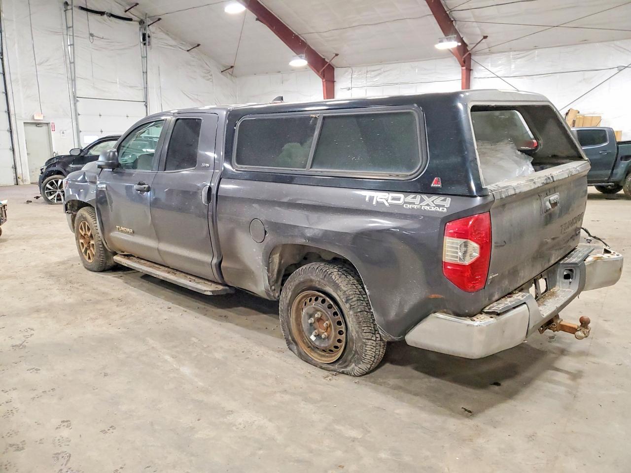 2020 TOYOTA TUNDRA SR5 — снимка 2