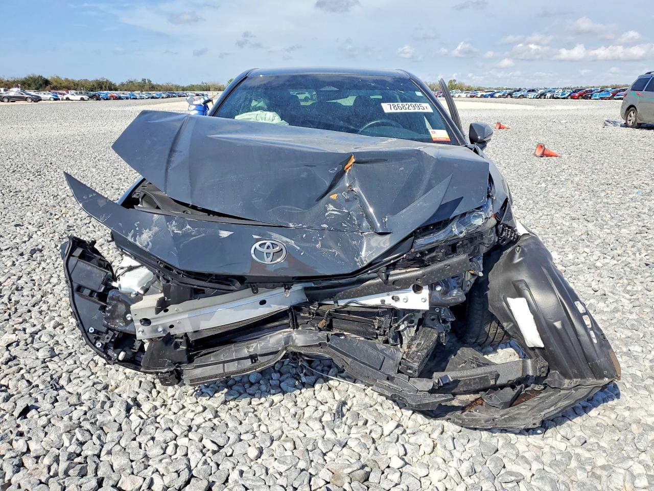 2025 TOYOTA CAMRY SE — снимка 5