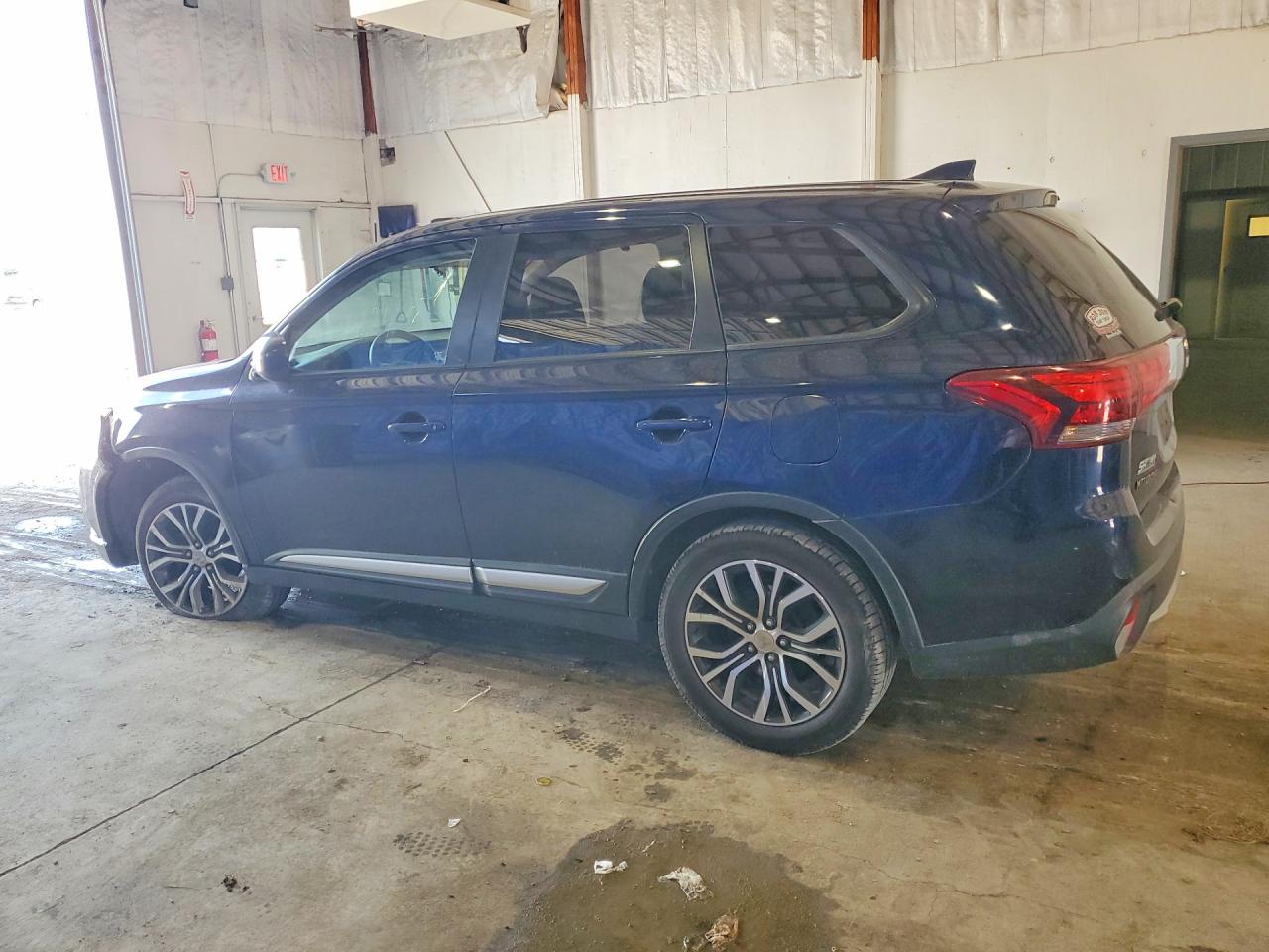 2018 MITSUBISHI OUTLANDER SE — снимка 2