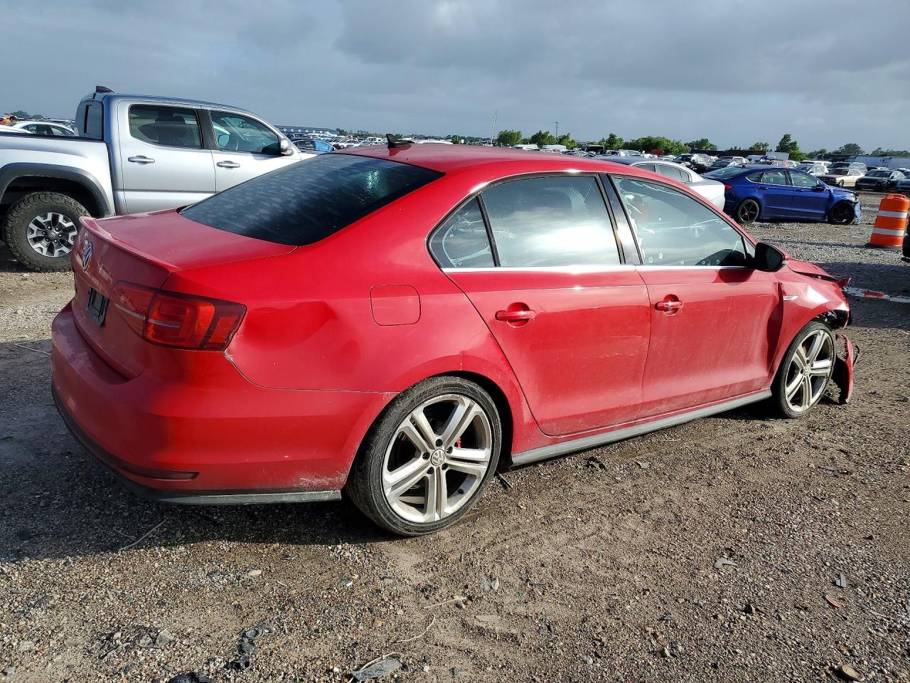 2017 VOLKSWAGEN JETTA GLI — снимка 3