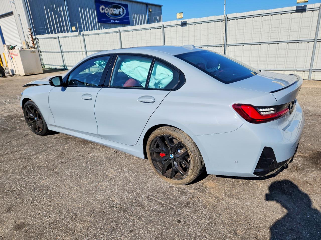 2026 BMW 330I — снимка 2