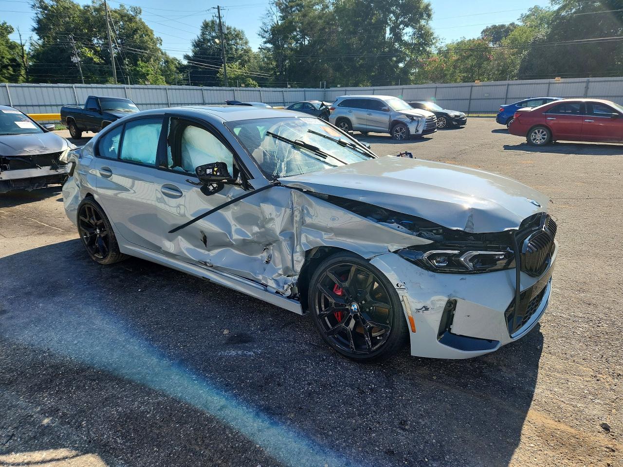 2026 BMW 330I — снимка 4