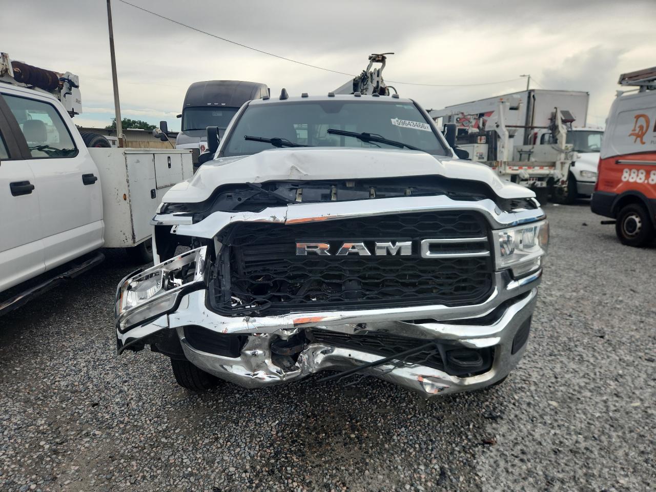 2021 RAM 3500 TRADESMAN — снимка 5