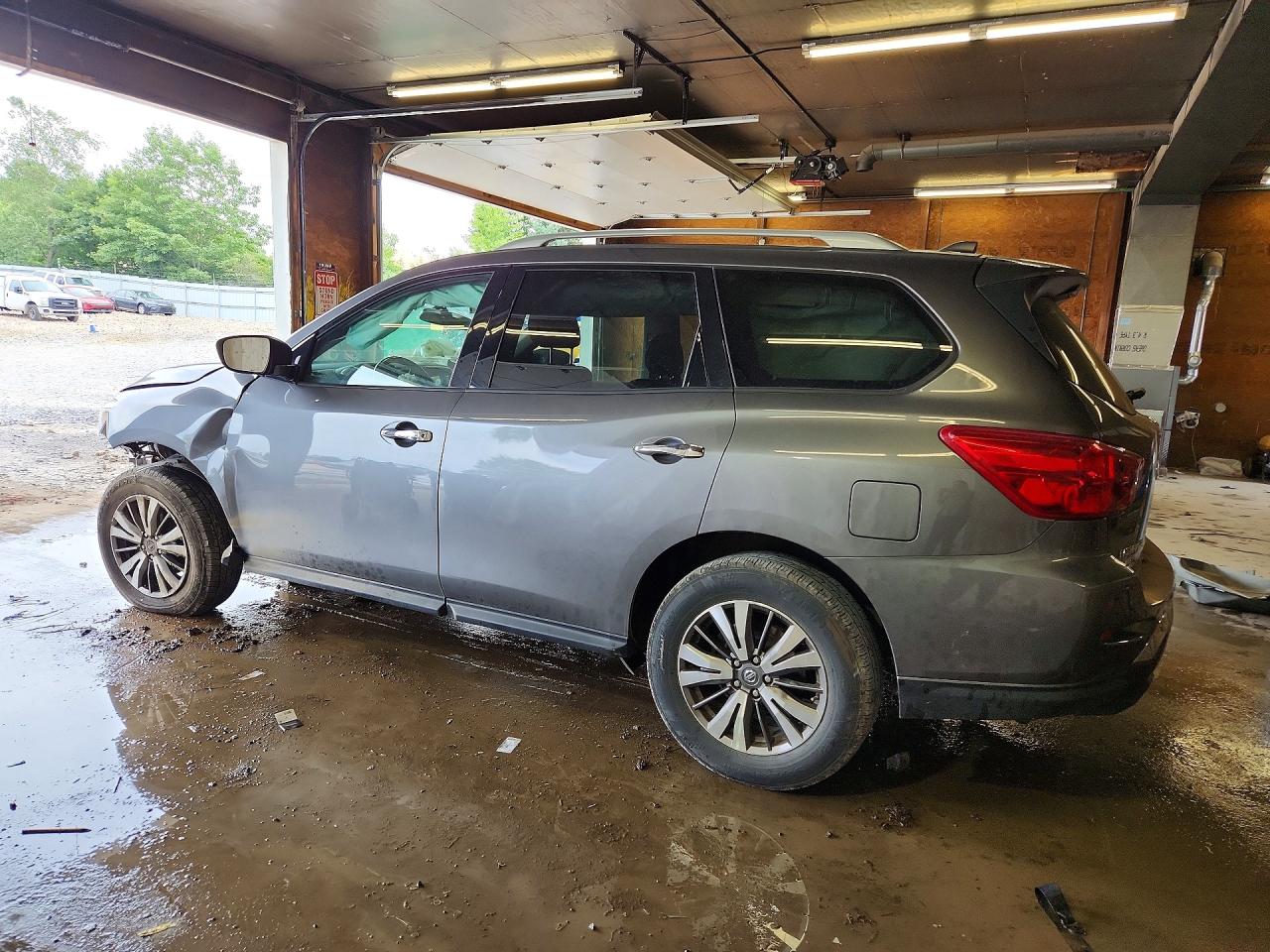 2019 NISSAN PATHFINDER SV — снимка 2