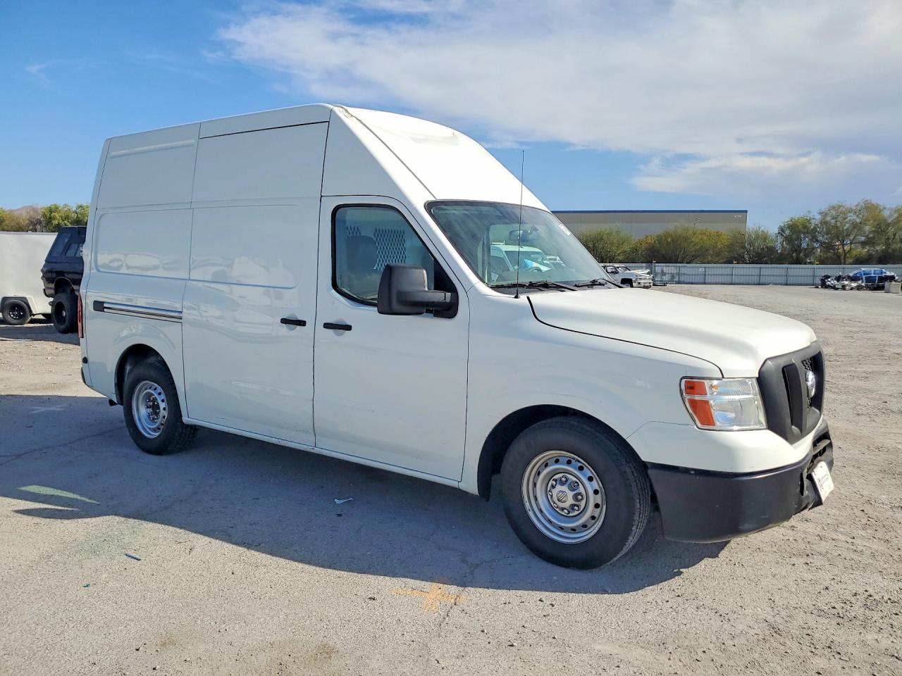 2015 NISSAN NV 2500 — снимка 4