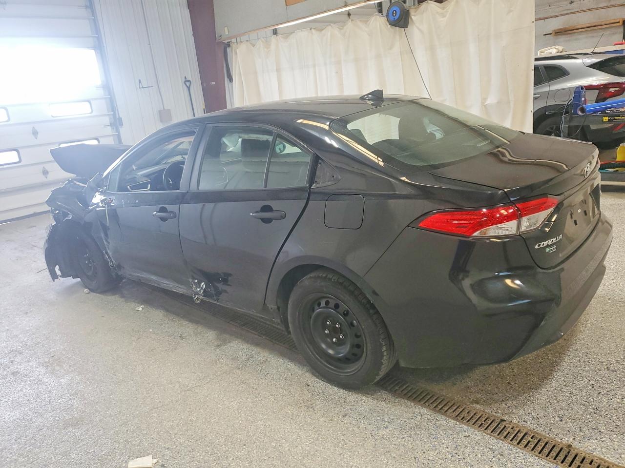 2022 TOYOTA COROLLA LE — снимка 2