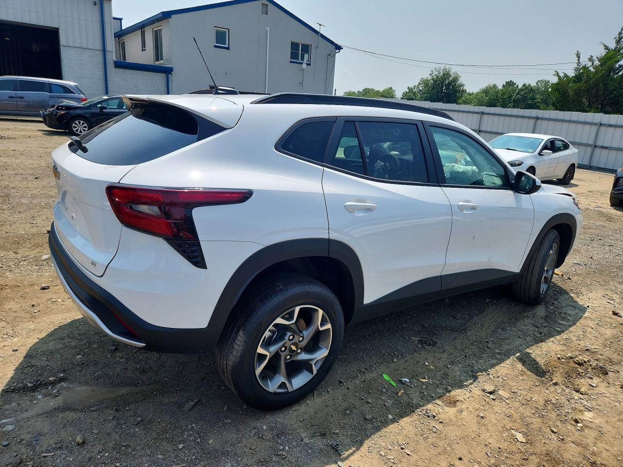 2026 CHEVROLET TRAX 1LT — снимка 3
