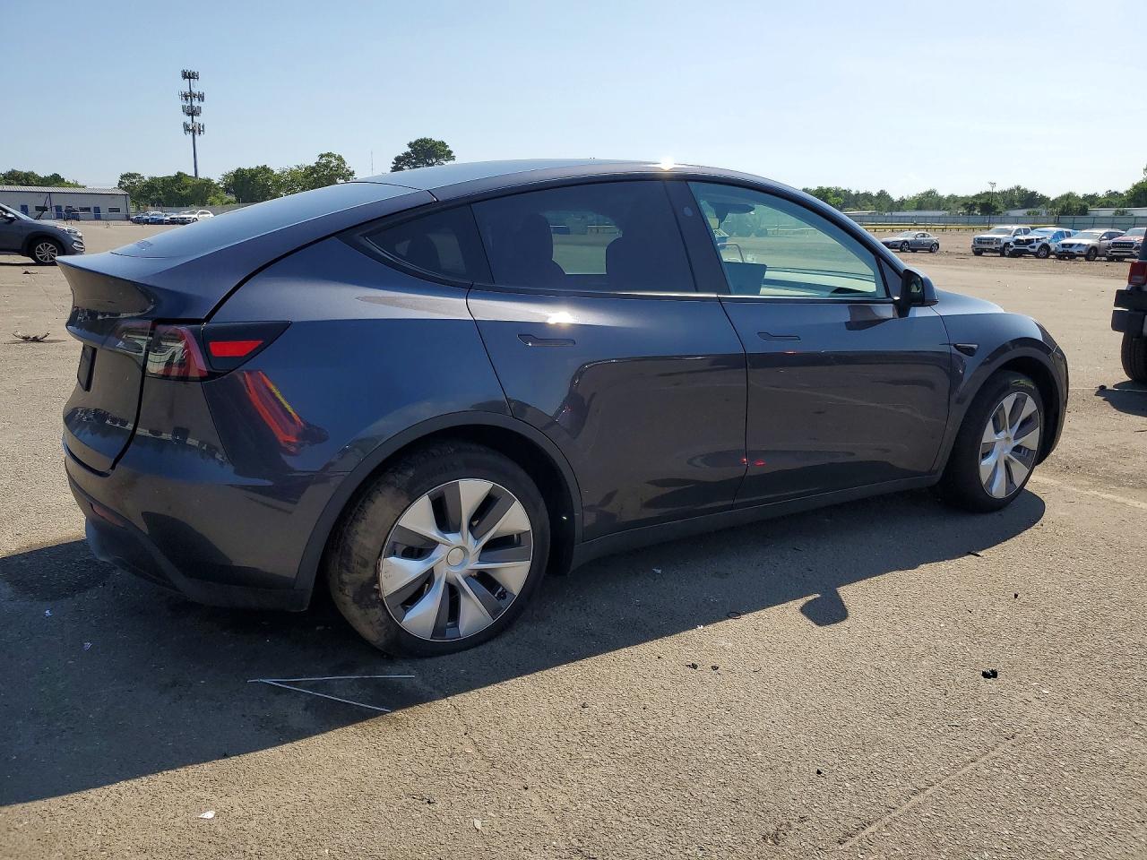 2024 TESLA MODEL Y — снимка 3