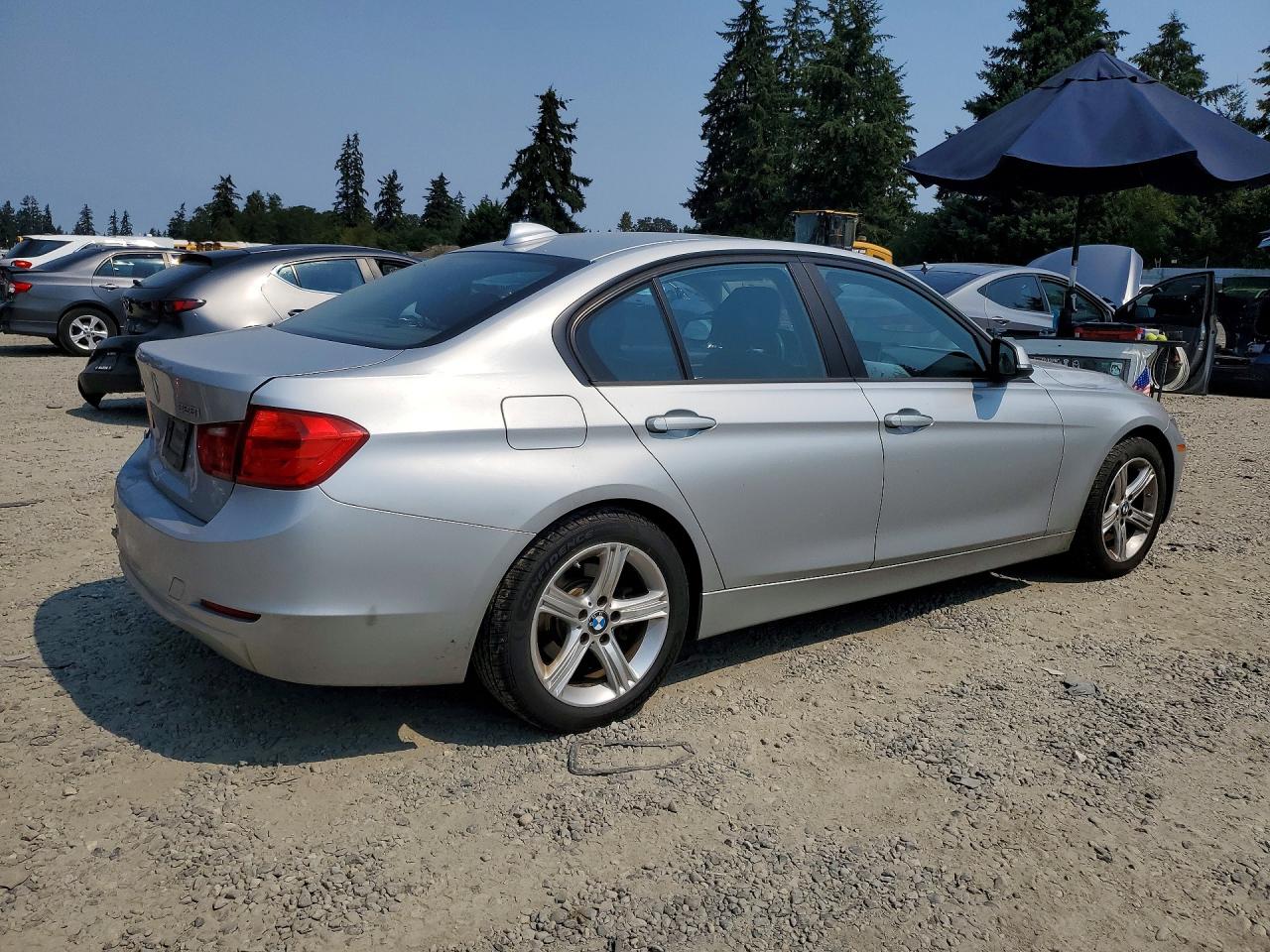 2013 BMW 328 XI — снимка 3