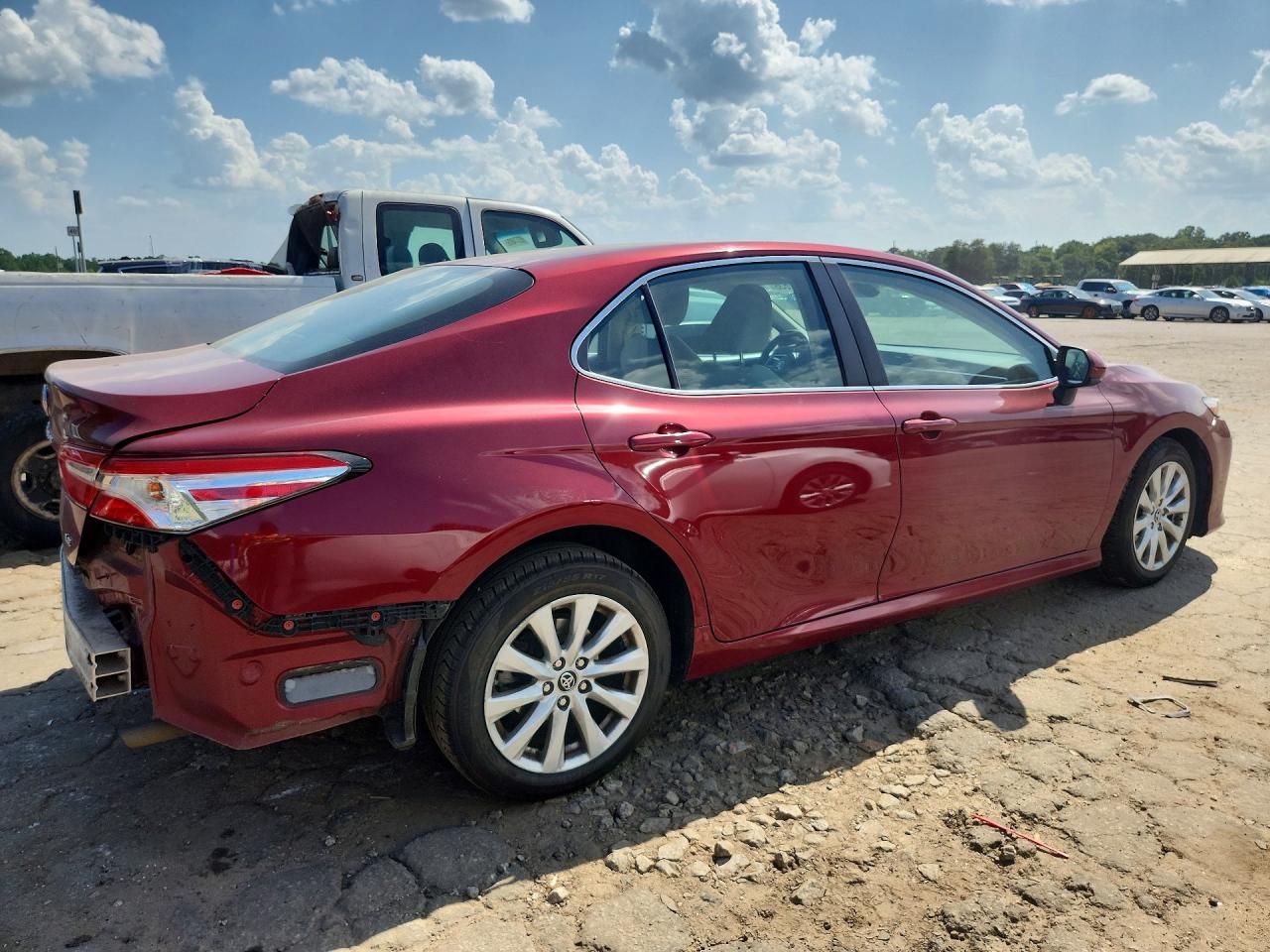 2018 TOYOTA CAMRY LE — снимка 3