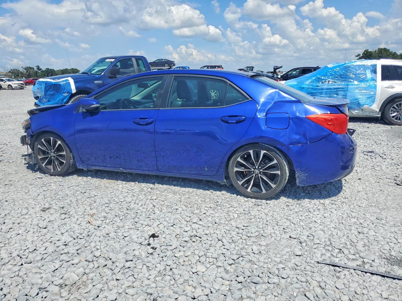 2018 TOYOTA COROLLA SE — снимка 2