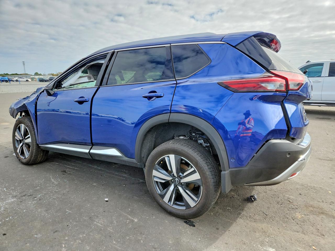2023 NISSAN ROGUE PLATINUM — снимка 2