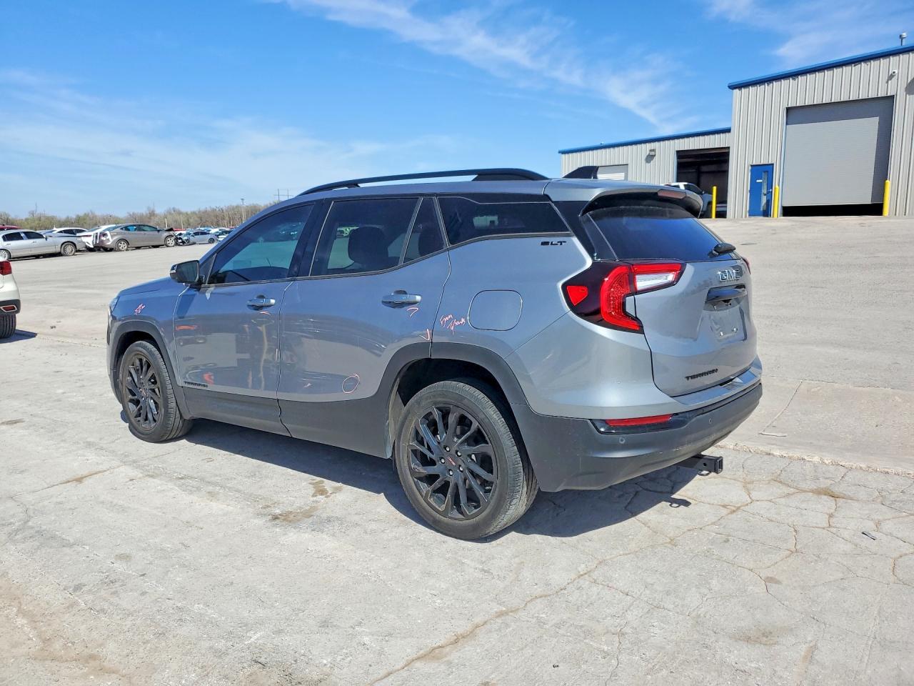 2023 GMC TERRAIN SLT — снимка 2
