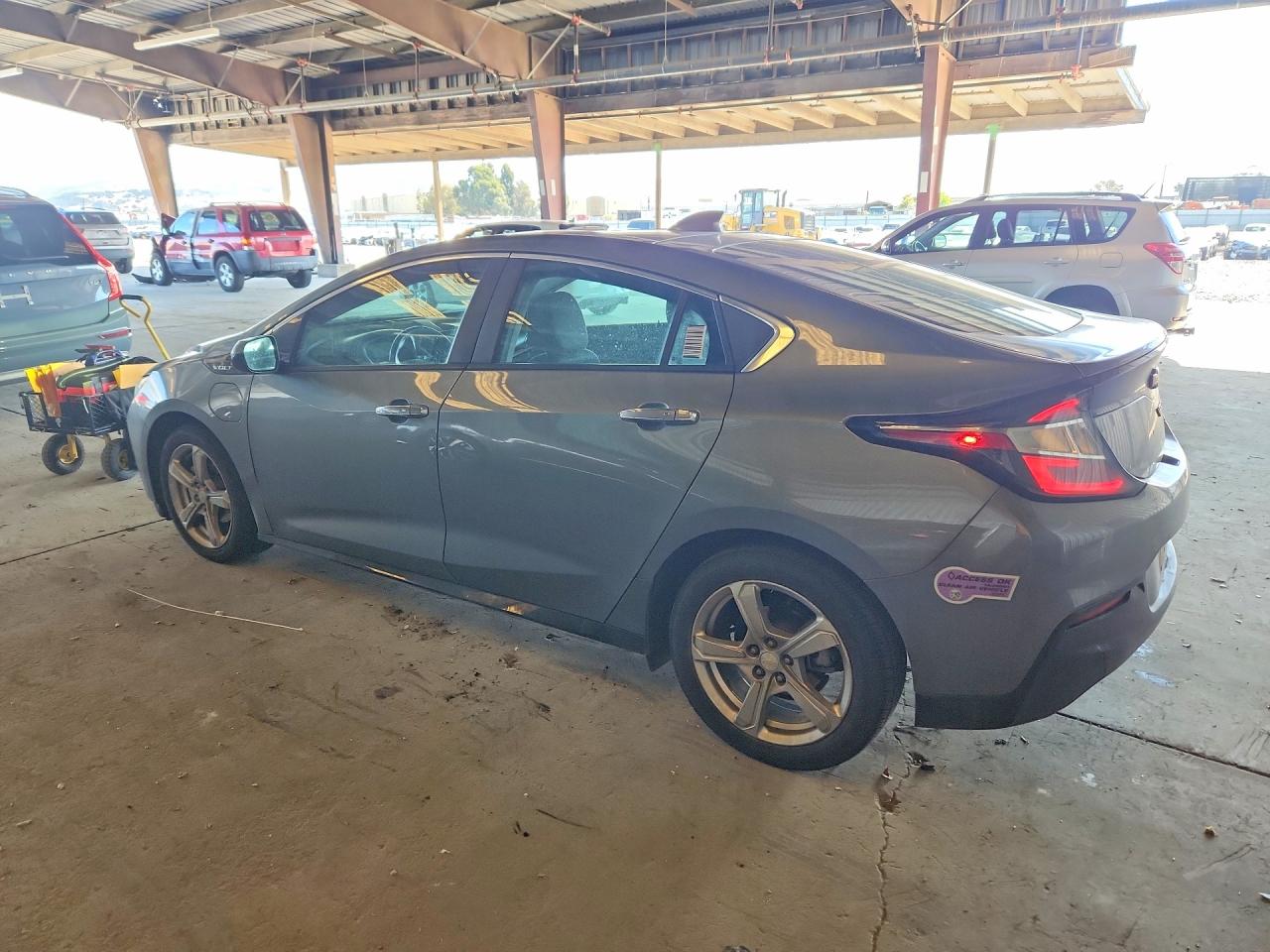 2017 CHEVROLET VOLT LT — снимка 2