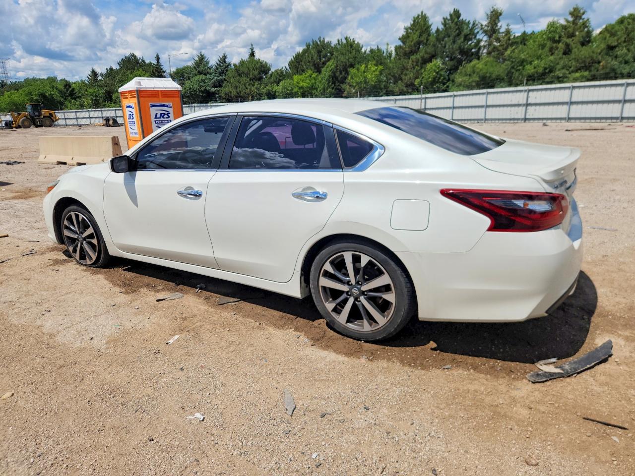 2017 NISSAN ALTIMA 2.5 SR — снимка 2