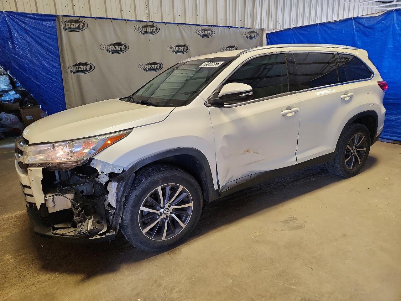 2019 TOYOTA HIGHLANDER XLE