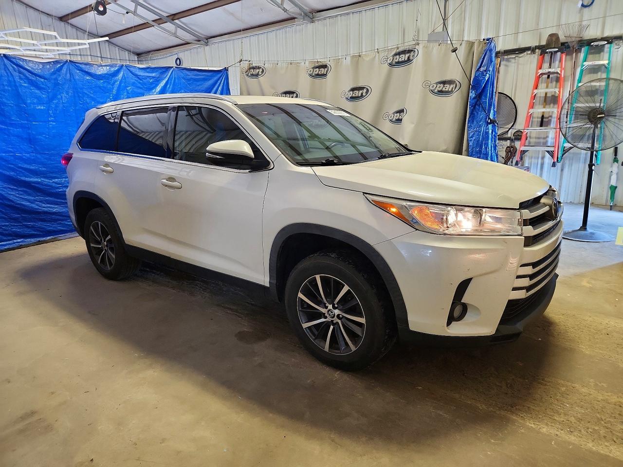 2019 TOYOTA HIGHLANDER XLE — снимка 4