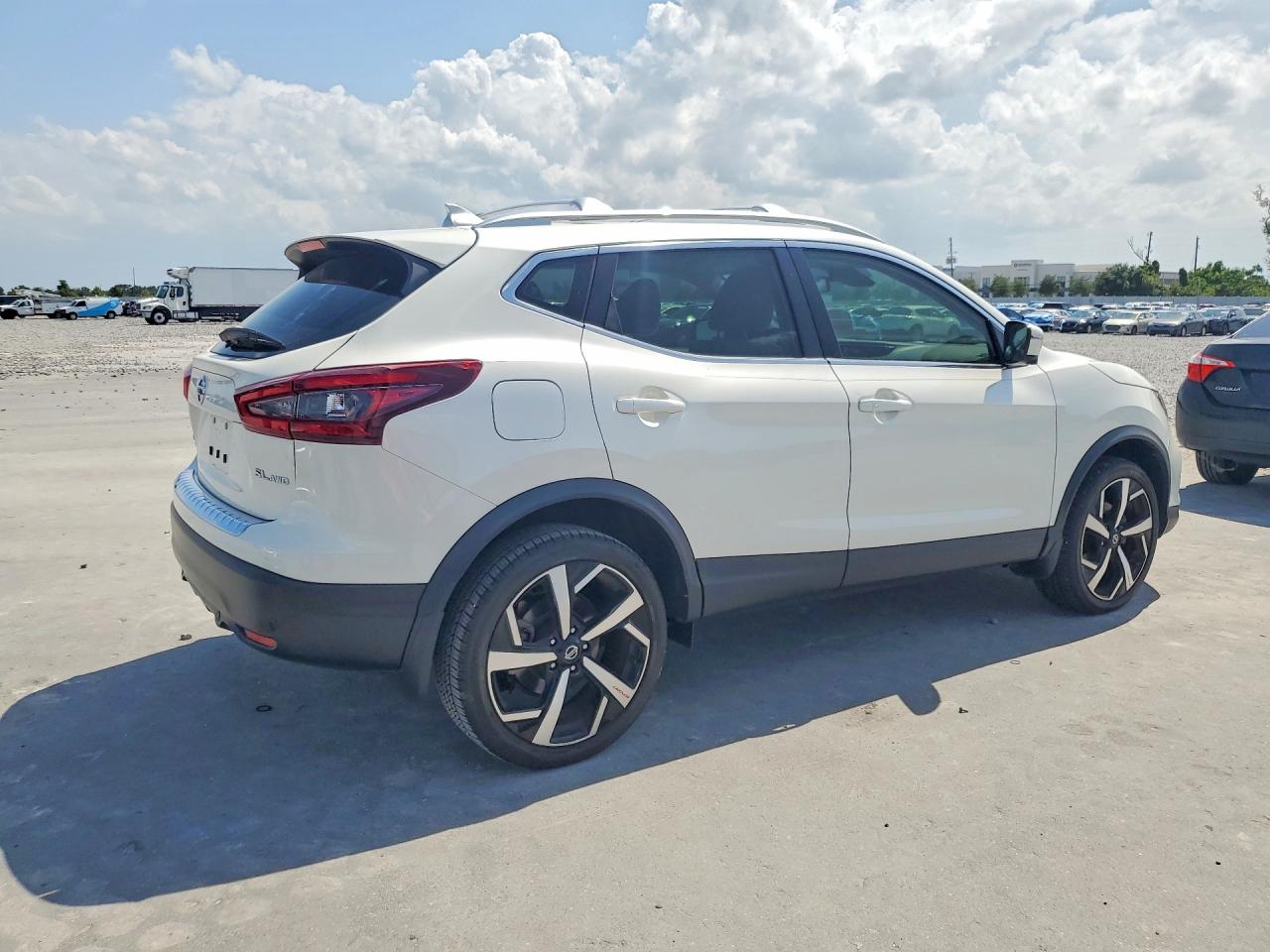 2022 NISSAN ROGUE SPORT SL — снимка 3