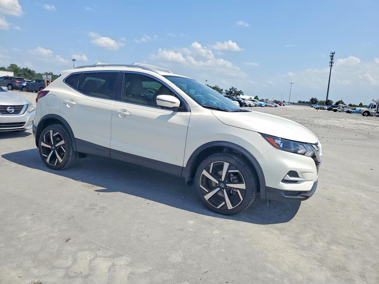 2022 NISSAN ROGUE SPORT SL — снимка 4
