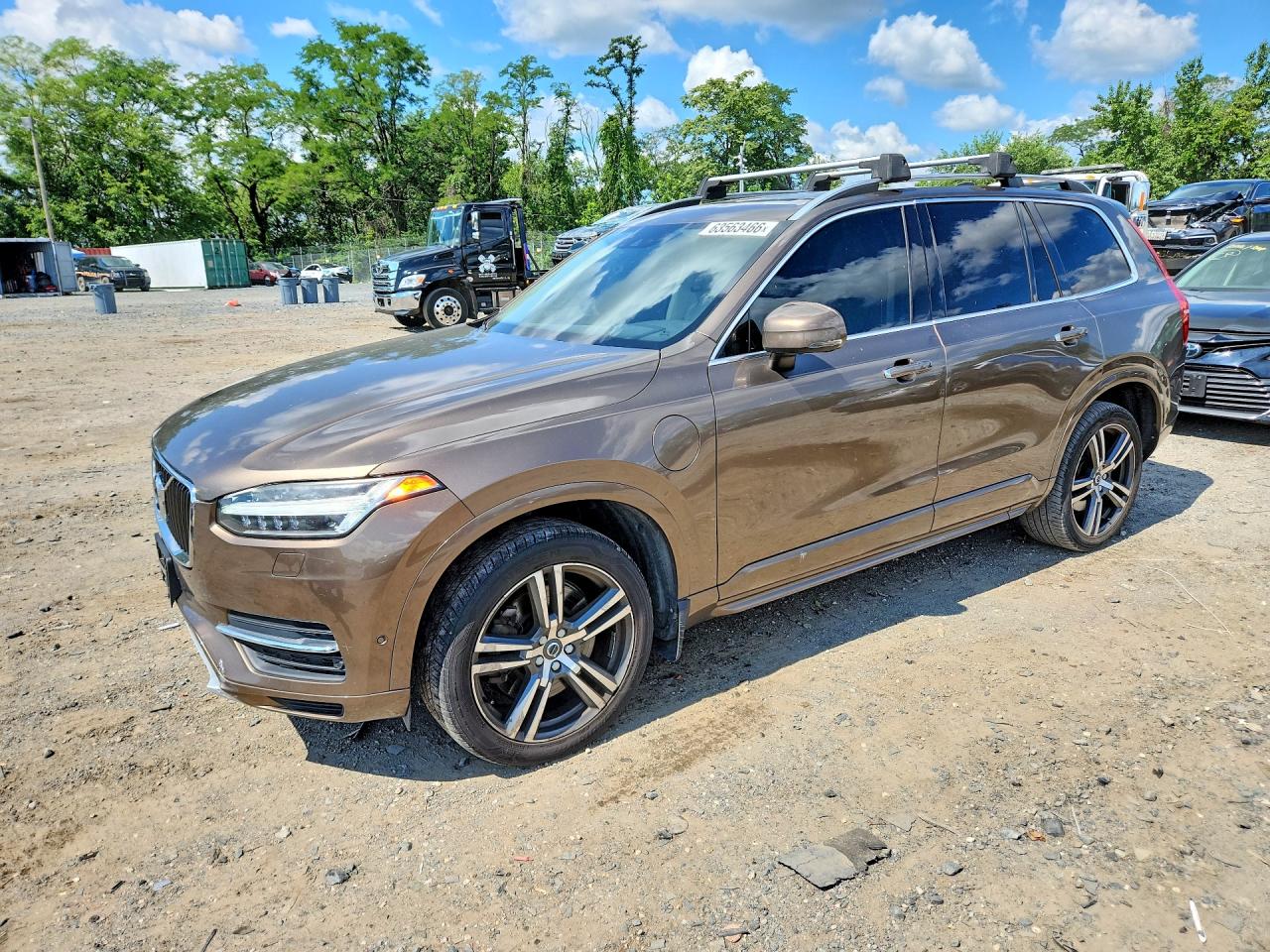 2016 VOLVO XC90 T8
