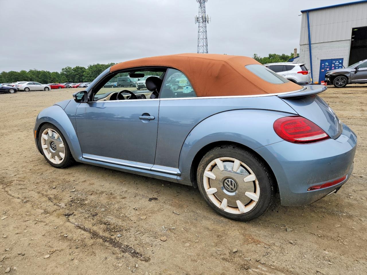 2019 VOLKSWAGEN BEETLE S — снимка 2