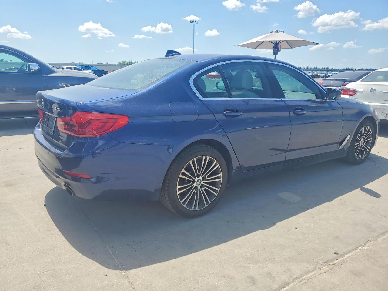2020 BMW 530 I — снимка 3