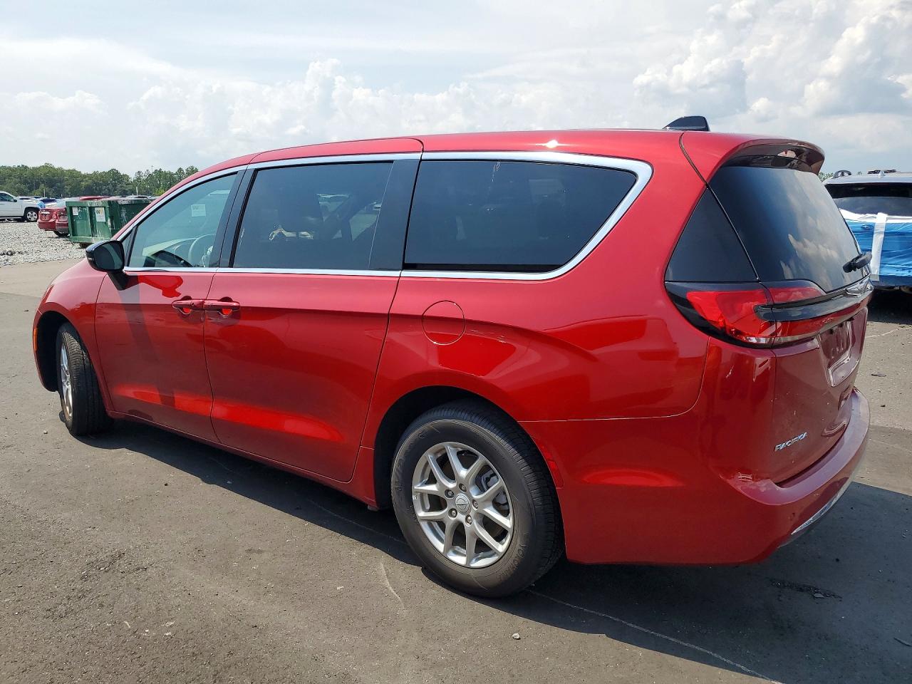 2026 CHRYSLER PACIFICA SELECT — снимка 2