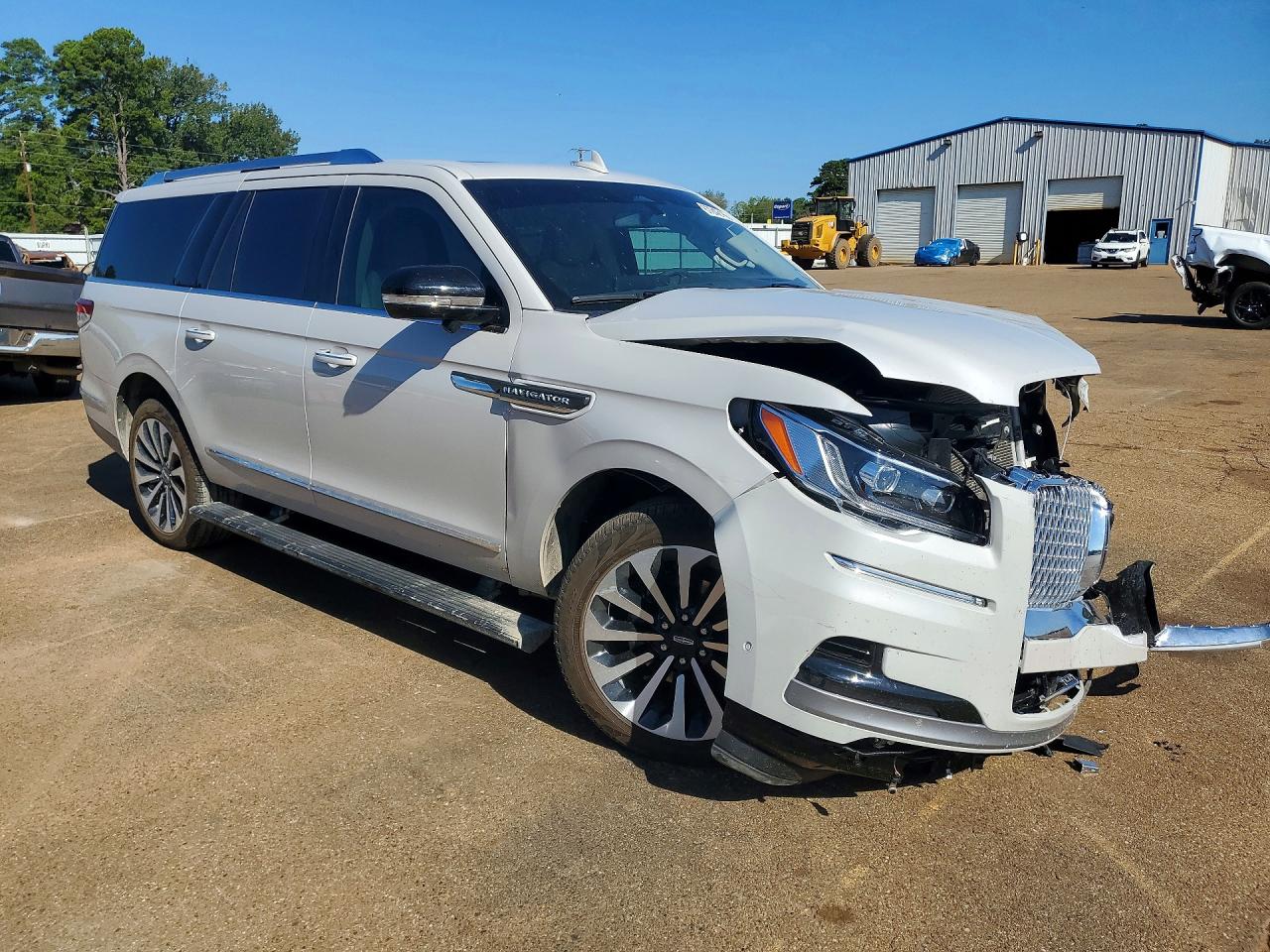 2024 LINCOLN NAVIGATOR L RESERVE — photo 4