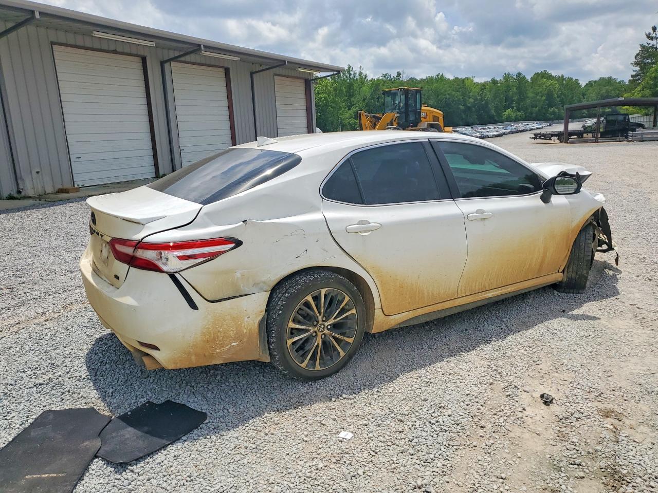 2020 TOYOTA CAMRY SE — снимка 3