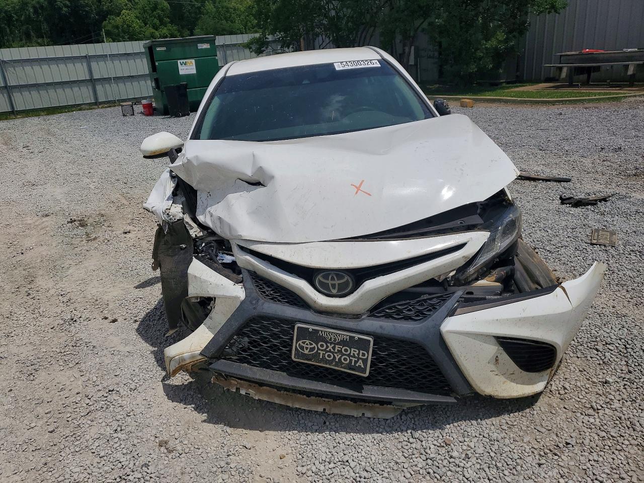 2020 TOYOTA CAMRY SE — снимка 5