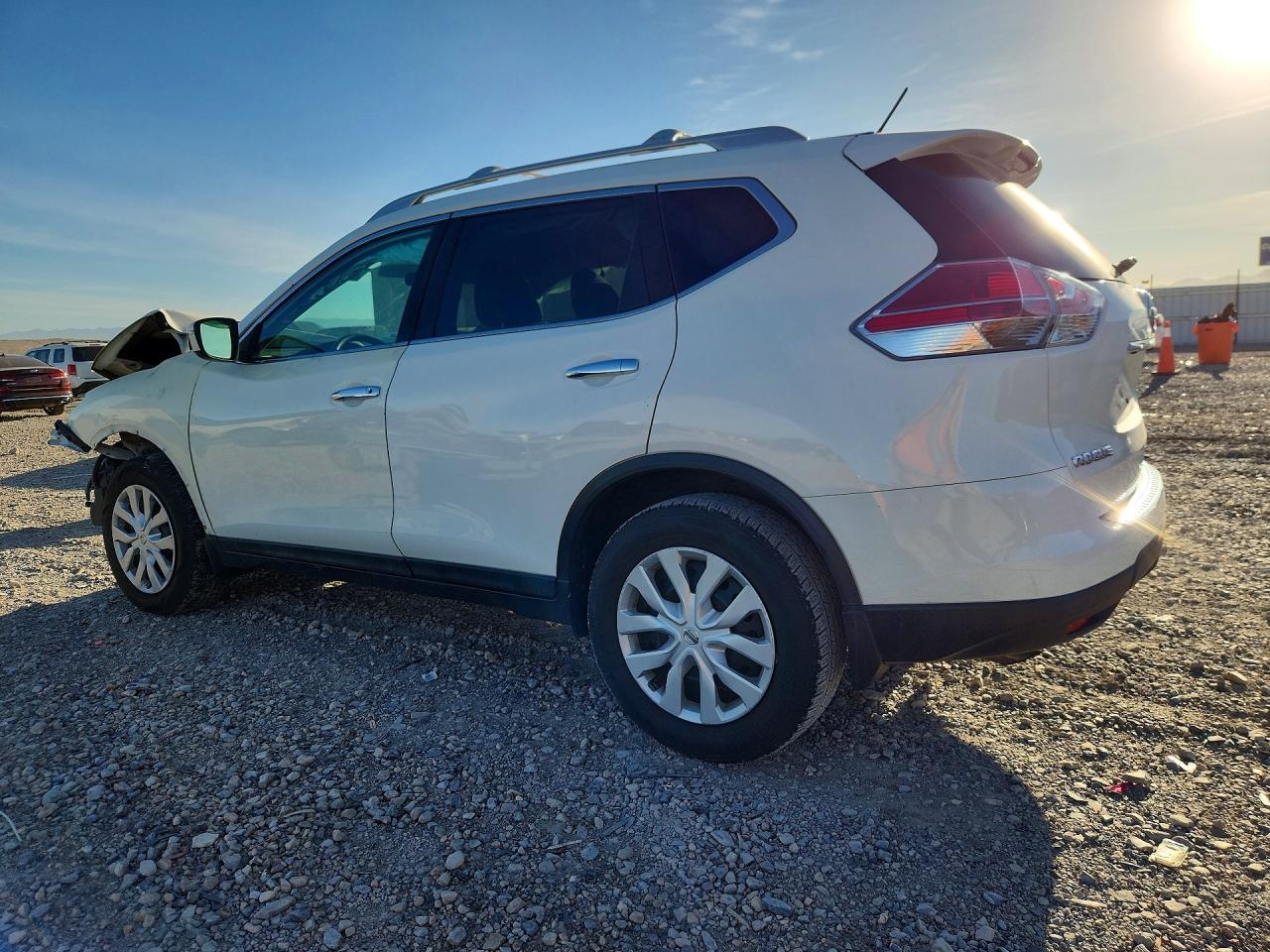 2016 NISSAN ROGUE S — снимка 2