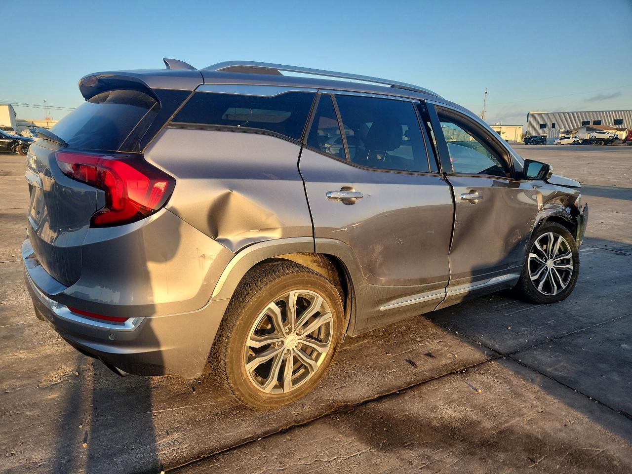 2020 GMC TERRAIN DENALI — снимка 3