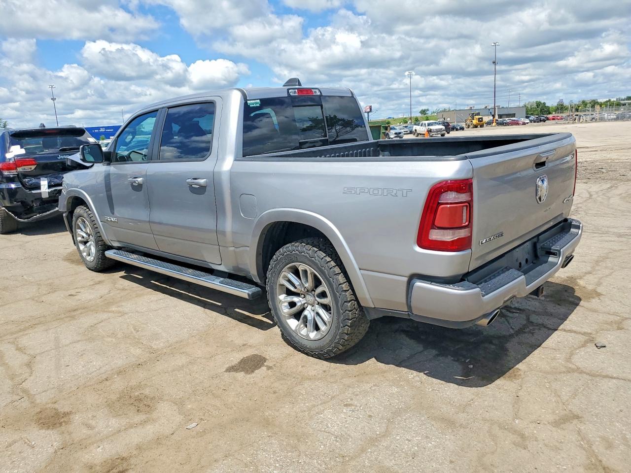 2021 RAM 1500 LARAMIE — снимка 2
