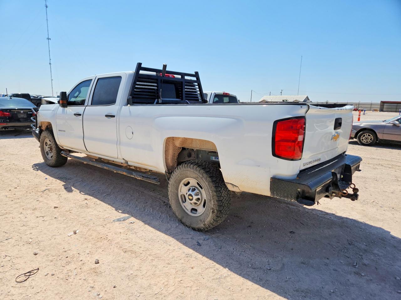 2018 CHEVROLET SILVERADO C2500 HEAVY DUTY — снимка 2