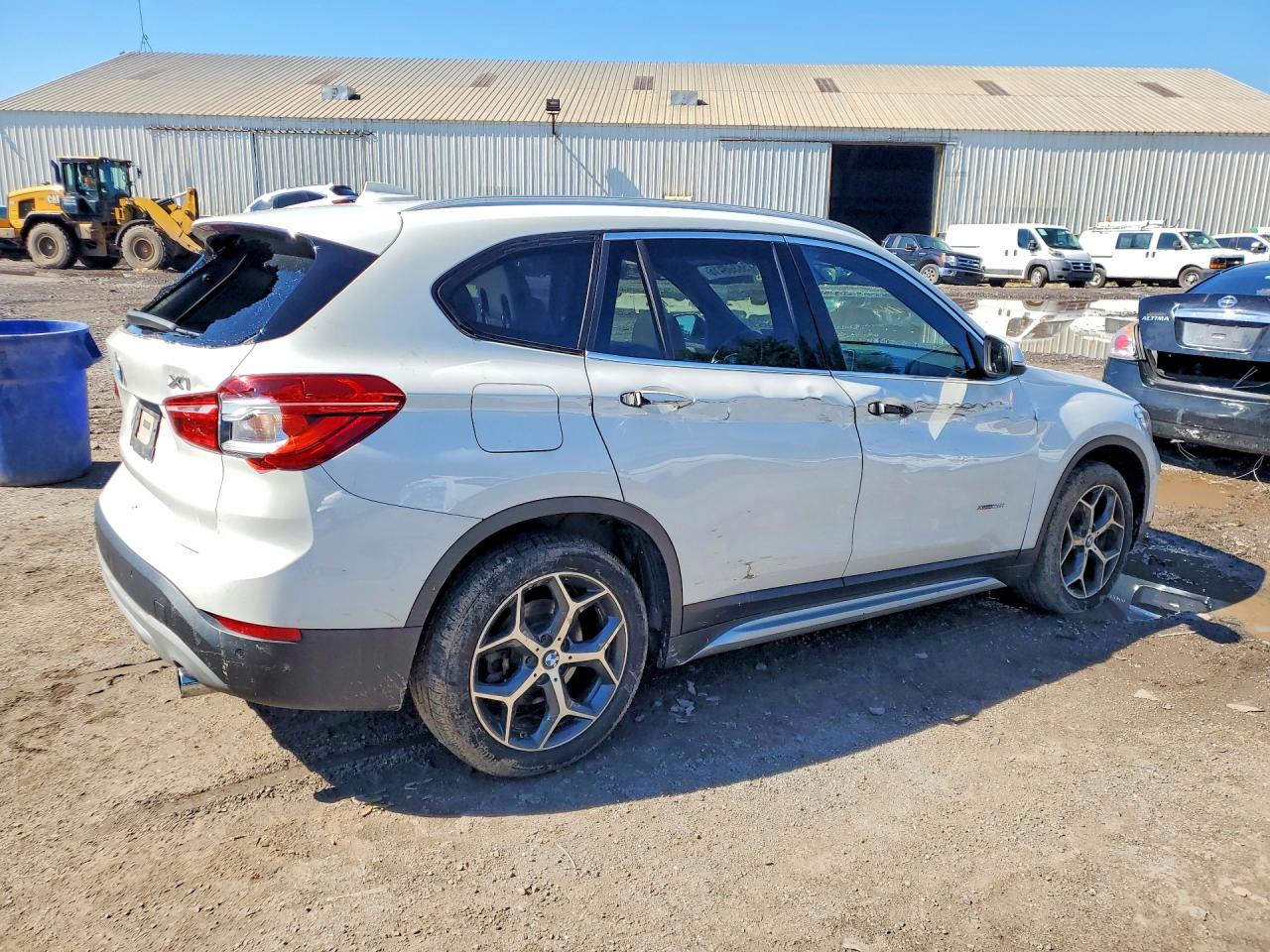 2017 BMW X1 XDRIVE28I — снимка 3