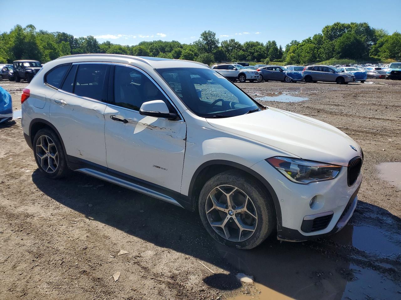 2017 BMW X1 XDRIVE28I — снимка 4