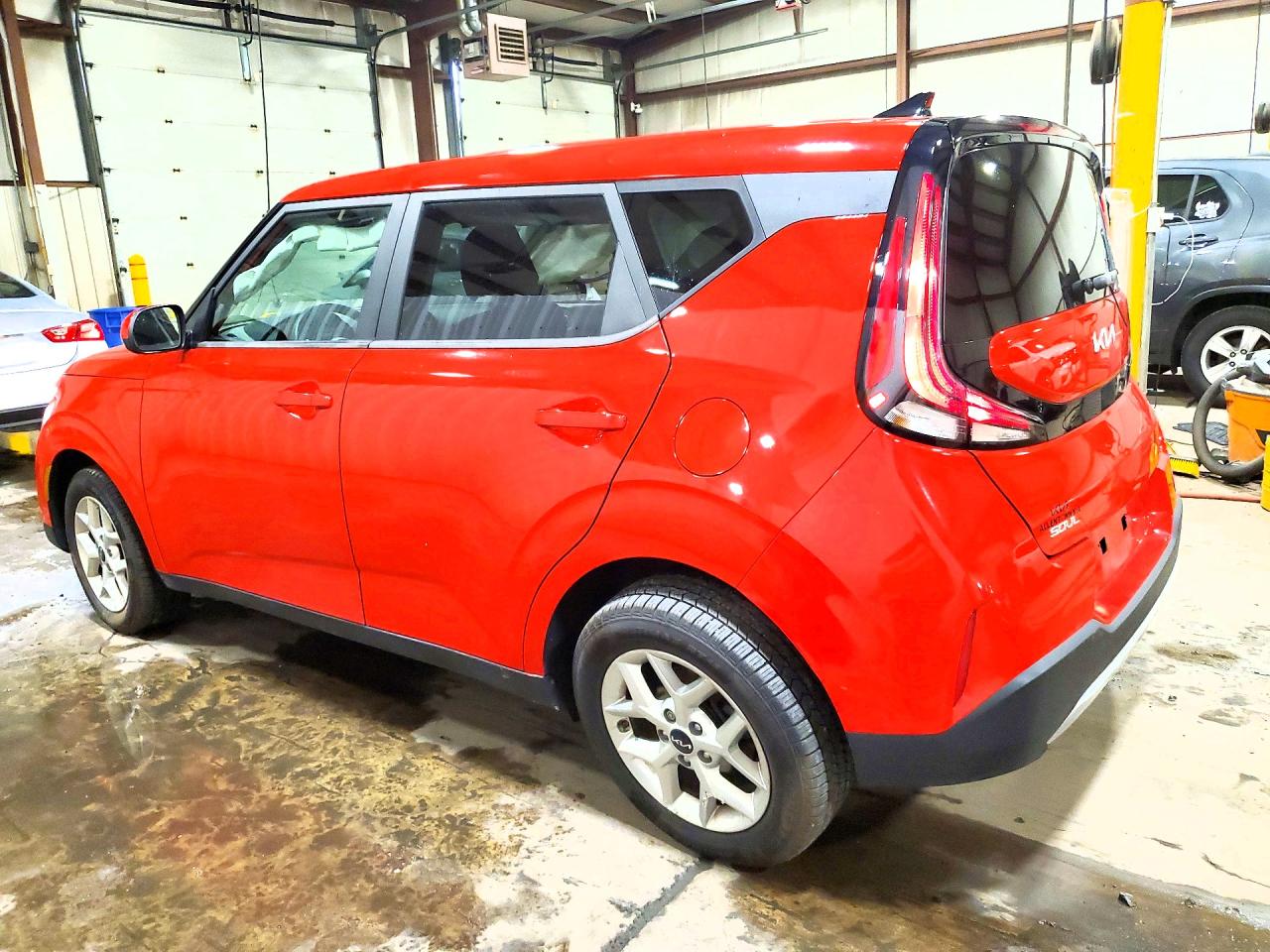 2023 KIA SOUL LX — снимка 2